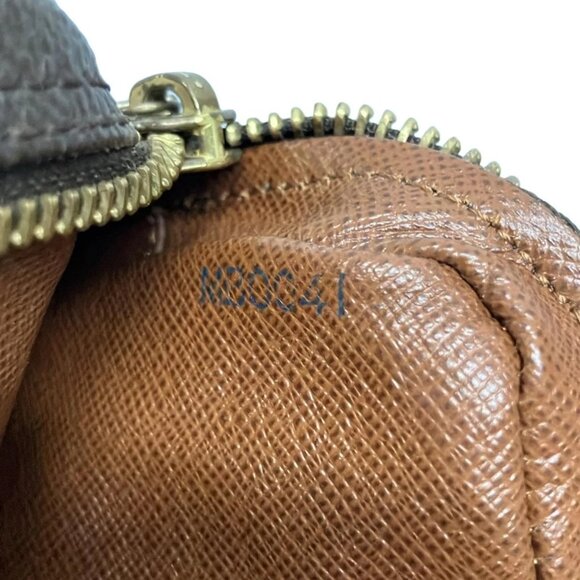 LOUIS VUITTON Pochette Marly Bandouliere Monogram Shoulder Bag bran590-102125 - Picture 10 of 13